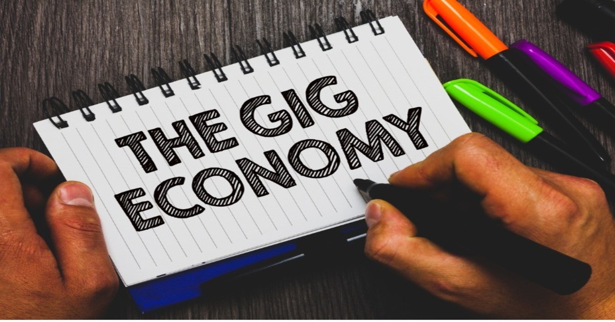 Navigating Gig Economy and Tools for Freelancers and Small Businesses